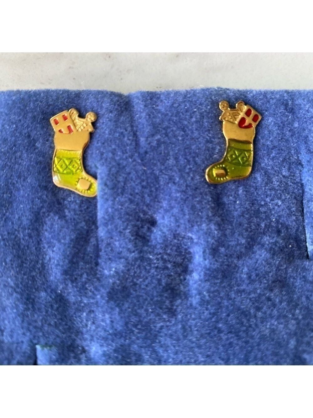 Avon Christmas Stockings Pierced Earrings
